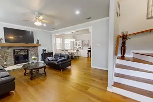 1407 Lady Amber Ln, Granbury, TX 76049 - Photo 4