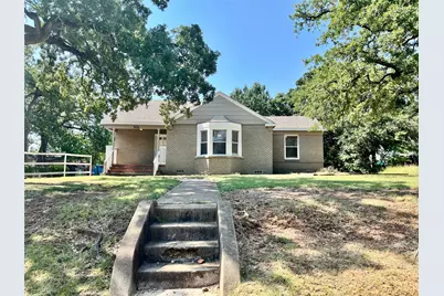 701 W Sycamore Street, Denton, TX 76201 - Photo 2