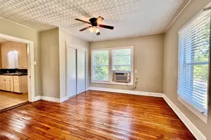 701 W Sycamore St, Denton, TX 76201 - Photo 4