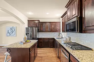 2660 Venice Dr, Grand Prairie, TX 75054 - Photo 18