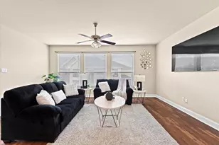 2660 Venice Dr, Grand Prairie, TX 75054 - Photo 12