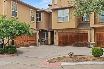 2660 Venice Drive #5, Grand Prairie, TX 75054 - Photo 4