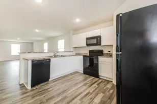 330 Flagship Ln, Gun Barrel City, TX 75156 - Photo 10