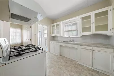 2701 Ethel Avenue, Waco, TX 76707 - Photo 6