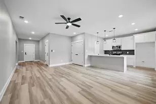 2734 W Washington St, Denison, TX 75020 - Photo 2