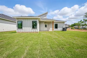 2734 W Washington St, Denison, TX 75020 - Photo 22