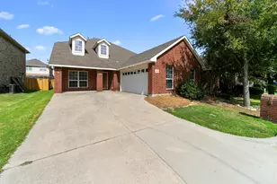 8008 Laughing Waters Tr, McKinney, TX 75070 - Photo 2