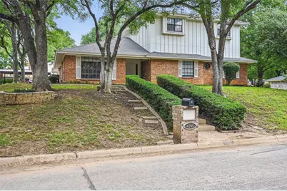 4705 Woodview Street, Arlington, TX 76013 - Photo 2