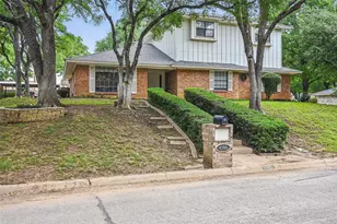 4705 Woodview St, Arlington, TX 76013 - Photo 2