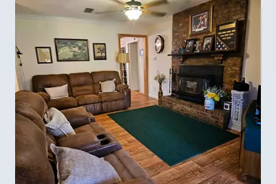 517 An County Road 147, Palestine, TX 75801 - Photo 8