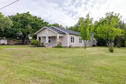 711 Fannin Street, Nocona, TX 76255 - Photo 32