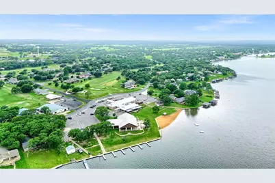 912 Kiowa Drive W, Lake Kiowa, TX 76240 - Photo 38