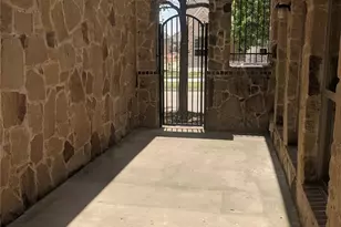 8808 Paradise Dr, McKinney, TX 75070 - Photo 2