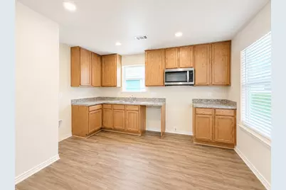 320 SW 14th, Mineral Wells, TX 76067 - Photo 4