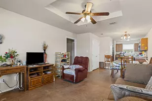 295 Lindsey Ln, Stephenville, TX 76401 - Photo 6