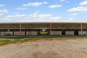 295 Lindsey Ln, Stephenville, TX 76401 - Photo 26