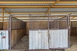 295 Lindsey Ln, Stephenville, TX 76401 - Photo 24