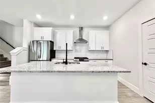 8749 Scottyâ€™s Lake Ln, The Colony, TX 75036 - Photo 4