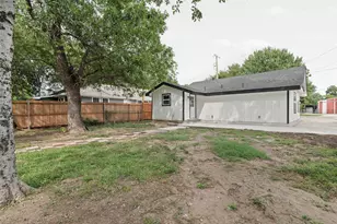 811 Ritchey St, Gainesville, TX 76240 - Photo 20