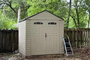 325 Virginia Ave, Waxahachie, TX 75165 - Photo 4