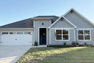 1173 Keystone Dr, Granbury, TX 76048 - Photo 1