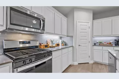 1143 Keystone Drive, Granbury, TX 76048 - Photo 4