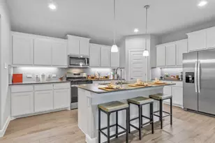 1143 Keystone Dr, Granbury, TX 76048 - Photo 2