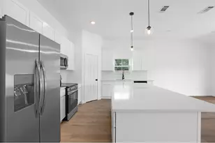 909 Maple St, Farmersville, TX 75442 - Photo 6