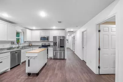 161 Columbia Street, Cleburne, TX 76031 - Photo 6