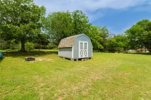 140 Pine Rd, Poolville, TX 76487 - Photo 40