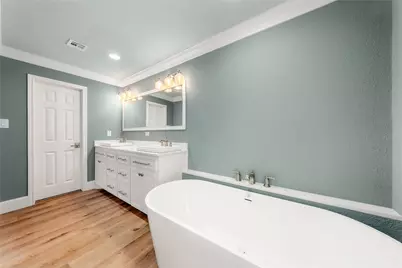 9916 Sandalwood Drive, Woodway, TX 76712 - Photo 16