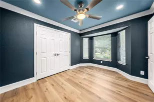 9916 Sandalwood Dr, Woodway, TX 76712 - Photo 10