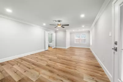 9916 Sandalwood Drive, Woodway, TX 76712 - Photo 12