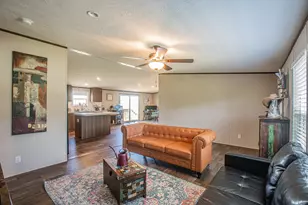 978 Red Bird Ln, Bowie, TX 76230 - Photo 6