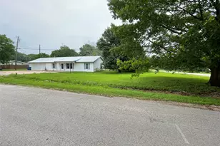 400 N Angelina, Whitney, TX 76692 - Photo 2