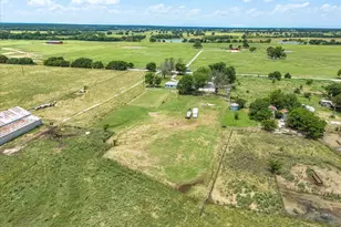 1411 Parker Dairy Rd, Alvord, TX 76225 - Photo 36