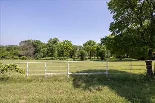 7750 Hanger Cutoff Rd, Fort Worth, TX 76135 - Photo 8