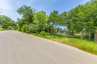 7621 Jacksboro Highway, Fort Worth, TX 76135 - Photo 14