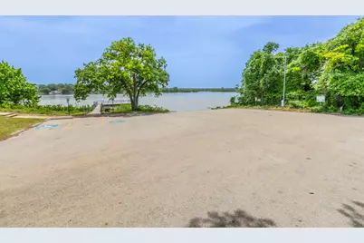 7621 Jacksboro Highway, Fort Worth, TX 76135 - Photo 18