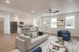 171 Tryall Ct, Runaway Bay, TX 76426 - Photo 2