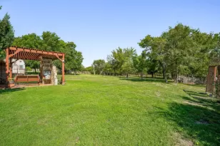 109 Rio Bravo Ct, Weatherford, TX 76088 - Photo 30