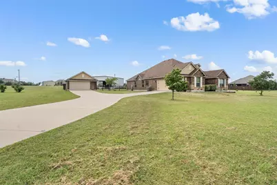 4756 Old Lorena Road, Lorena, TX 76655 - Photo 1