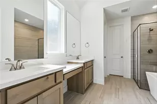 541 Lockhart St, Waxahachie, TX 75165 - Photo 12