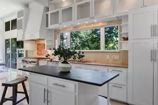 6181 Preston Creek Ct, Dallas, TX 75240 - Photo 14