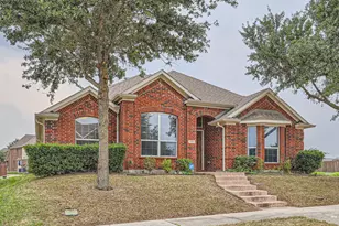 440 Shasta St, DeSoto, TX 75115 - Photo 4