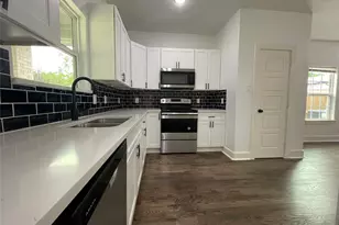 206 E Birch St, Campbell, TX 75422 - Photo 10