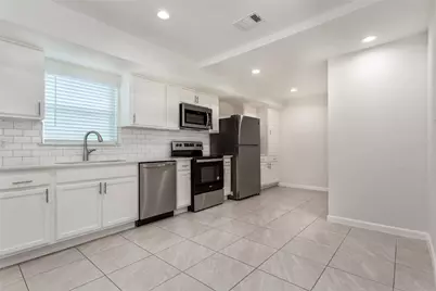 3928 Valley Ridge Road, Dallas, TX 75220 - Photo 12