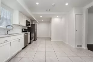 3928 Valley Ridge Rd, Dallas, TX 75220 - Photo 10