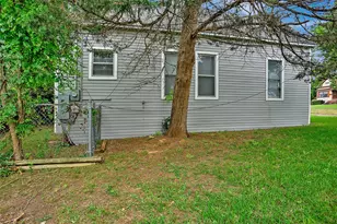 225 N Binkley St, Sherman, TX 75092 - Photo 22