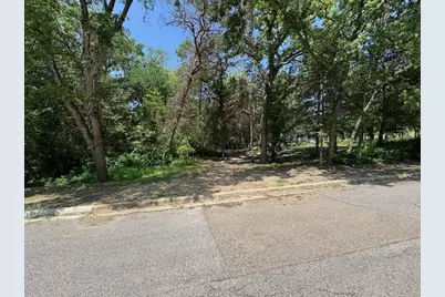 3 Robin, Cedar Hill, TX 75104 - Photo 1